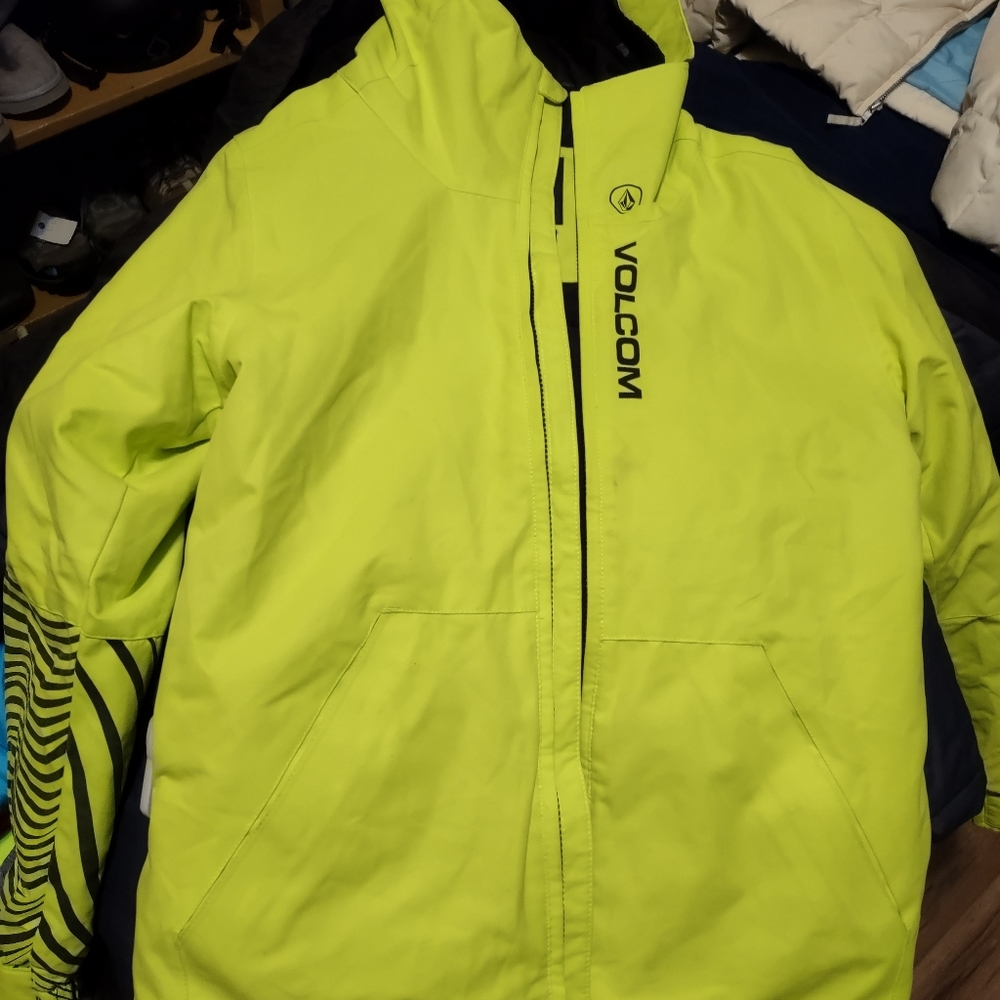 Volcom snow jacket, Youth 14-16